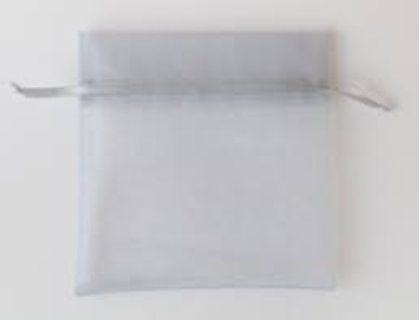 ORGANZA PULL STRING POUCH SILVER 12X20CM